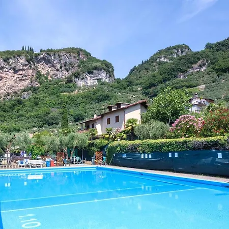 Casa Del Relax Apartment Riva del Garda Exterior photo